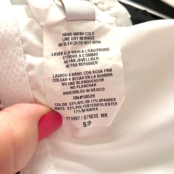 Becca NWT On the Edge Faux-Wrap Tankini Top Black White Trim Small - Picture 6 of 8